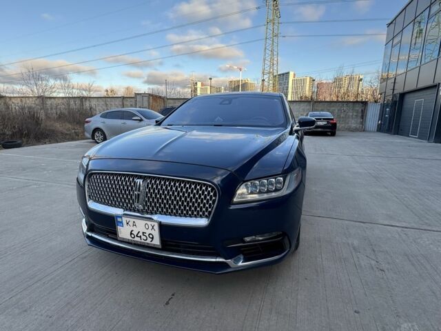 Синий Линкольн Континенталь, объемом двигателя 3 л и пробегом 215 тыс. км за 25000 $, фото 1 на Automoto.ua