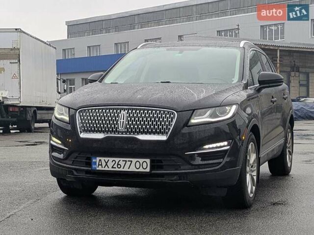 Черный Линкольн МКС, объемом двигателя 2 л и пробегом 86 тыс. км за 20300 $, фото 1 на Automoto.ua
