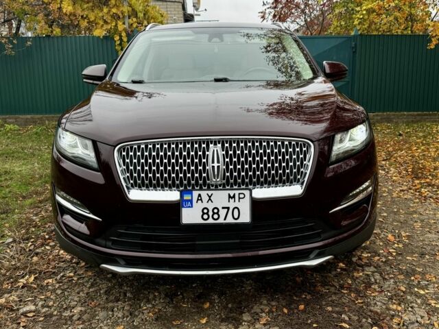Червоний Лінкольн МКС, об'ємом двигуна 2 л та пробігом 115 тис. км за 21000 $, фото 1 на Automoto.ua