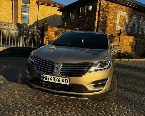 Лінкольн МКС, об'ємом двигуна 2 л та пробігом 175 тис. км за 11000 $, фото 1 на Automoto.ua