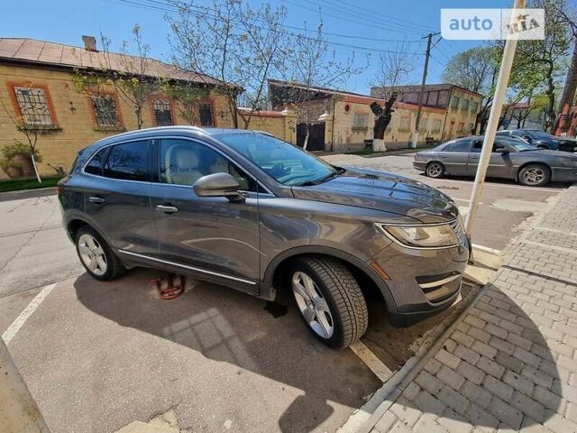 Сірий Лінкольн МКС, об'ємом двигуна 2 л та пробігом 81 тис. км за 17555 $, фото 1 на Automoto.ua