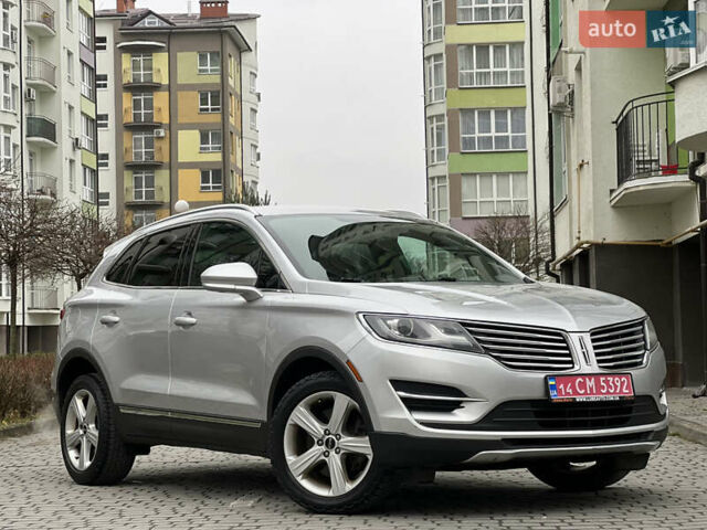 Сірий Лінкольн МКС, об'ємом двигуна 2 л та пробігом 248 тис. км за 16500 $, фото 1 на Automoto.ua