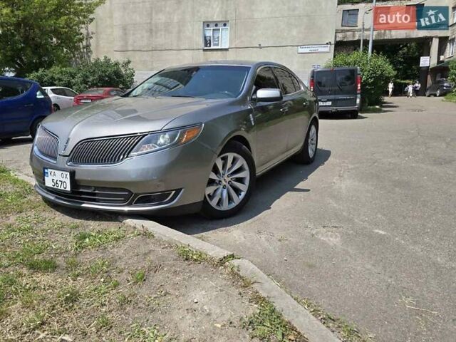Серый Линкольн МКС, объемом двигателя 3.7 л и пробегом 122 тыс. км за 16700 $, фото 1 на Automoto.ua