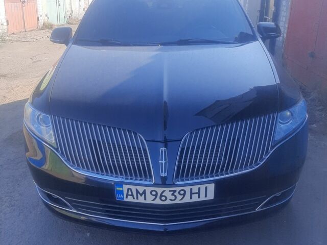 Черный Линкольн МКТ, объемом двигателя 2 л и пробегом 225 тыс. км за 15500 $, фото 1 на Automoto.ua
