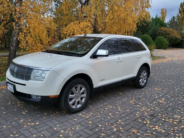 Белый Линкольн МКХ, объемом двигателя 3.5 л и пробегом 340 тыс. км за 8500 $, фото 1 на Automoto.ua
