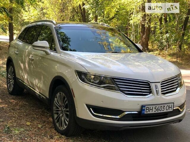 Білий Лінкольн MKX, об'ємом двигуна 3.7 л та пробігом 166 тис. км за 16500 $, фото 1 на Automoto.ua