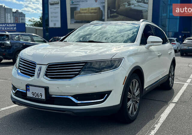 Білий Лінкольн MKX, об'ємом двигуна 3.73 л та пробігом 131 тис. км за 24000 $, фото 1 на Automoto.ua
