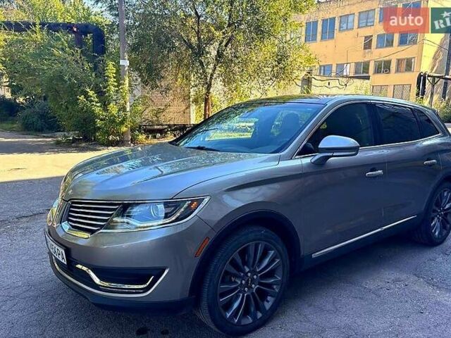 Сірий Лінкольн MKX, об'ємом двигуна 2.7 л та пробігом 139 тис. км за 17000 $, фото 1 на Automoto.ua