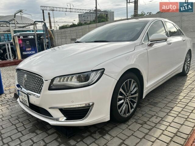 Білий Лінкольн MKZ, об'ємом двигуна 2 л та пробігом 142 тис. км за 15000 $, фото 1 на Automoto.ua