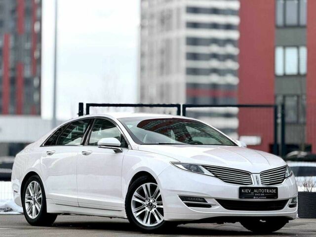 Білий Лінкольн MKZ, об'ємом двигуна 0 л та пробігом 267 тис. км за 12500 $, фото 1 на Automoto.ua