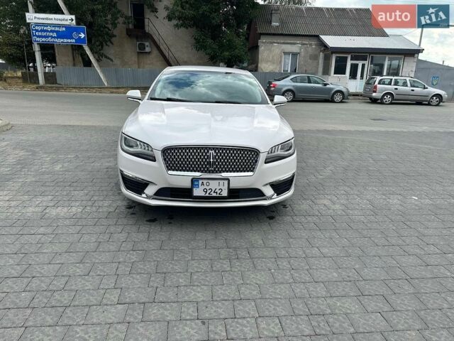 Білий Лінкольн MKZ, об'ємом двигуна 0 л та пробігом 285 тис. км за 14800 $, фото 1 на Automoto.ua