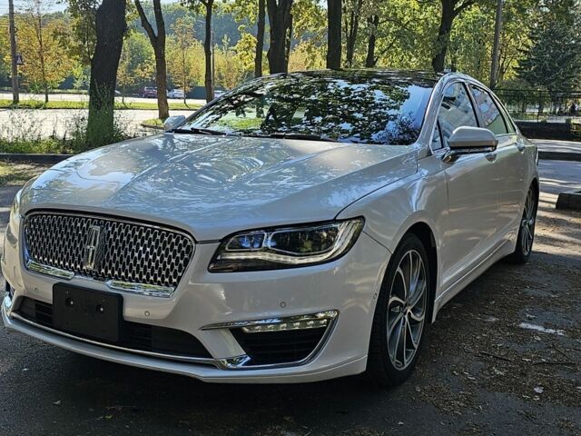 Білий Лінкольн MKZ, об'ємом двигуна 3 л та пробігом 160 тис. км за 15500 $, фото 1 на Automoto.ua