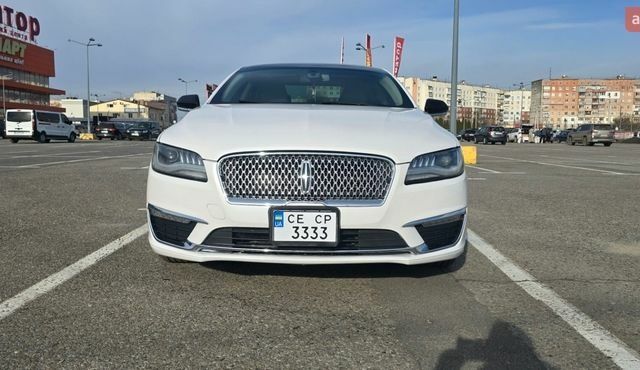 Белый Линкольн МКЗ, объемом двигателя 2 л и пробегом 85 тыс. км за 19500 $, фото 1 на Automoto.ua