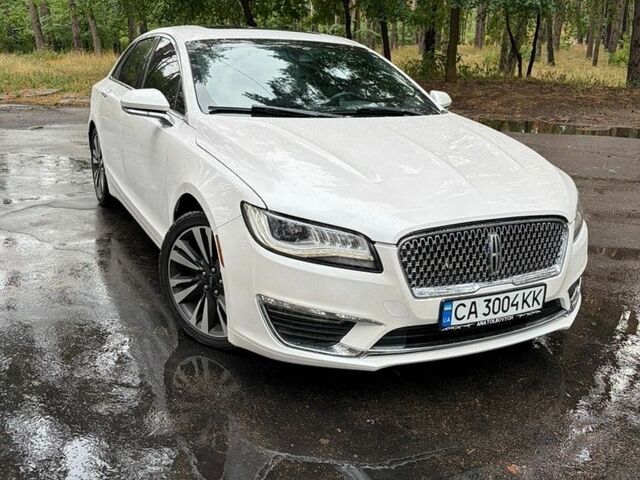 Білий Лінкольн MKZ, об'ємом двигуна 2 л та пробігом 124 тис. км за 15500 $, фото 1 на Automoto.ua