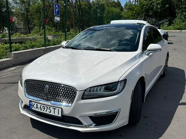 Белый Линкольн МКЗ, объемом двигателя 2 л и пробегом 121 тыс. км за 19400 $, фото 1 на Automoto.ua