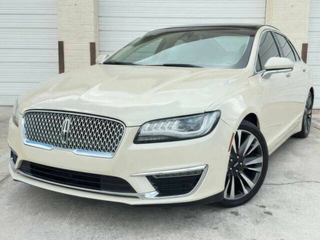 Белый Линкольн МКЗ, объемом двигателя 2 л и пробегом 32 тыс. км за 11300 $, фото 1 на Automoto.ua