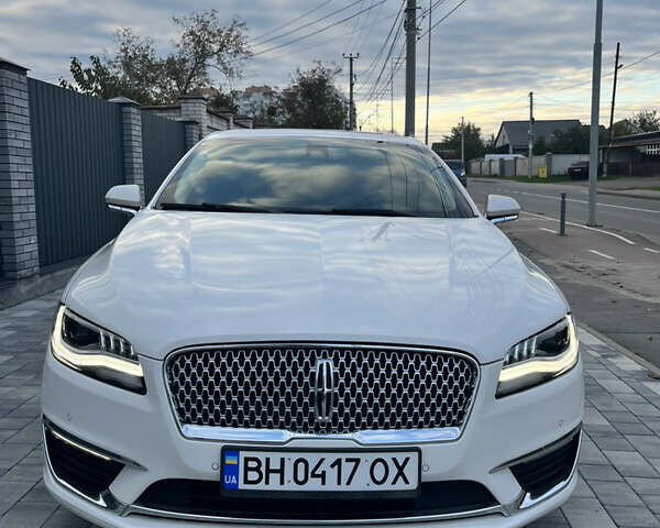 Лінкольн MKZ 2019 у Вінниці на Automoto.ua Білий Лінкольн MKZ, об'ємом двигуна 2 л та пробігом 48 тис. км за 19500 $, фото 1 на Automoto.ua