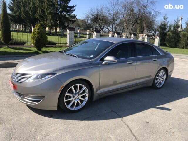 Бежевий Лінкольн MKZ, об'ємом двигуна 0 л та пробігом 186 тис. км за 12600 $, фото 1 на Automoto.ua