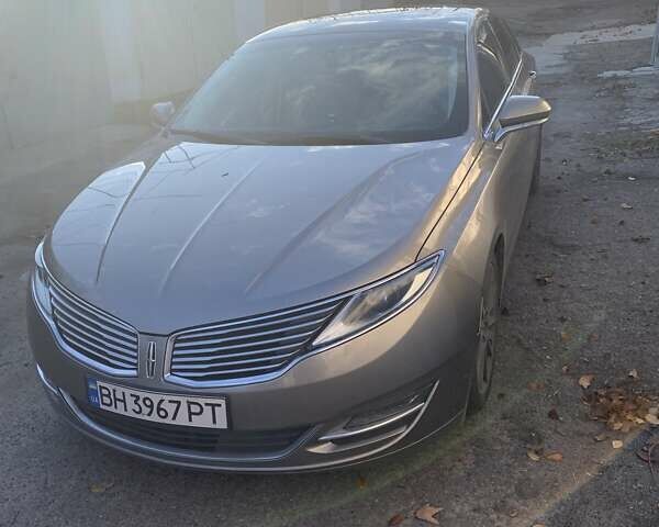 Бежевий Лінкольн MKZ, об'ємом двигуна 2 л та пробігом 136 тис. км за 14000 $, фото 1 на Automoto.ua