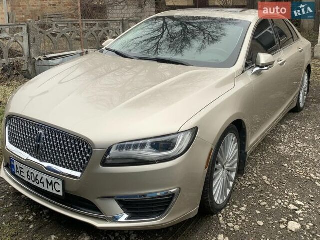 Бежевый Линкольн МКЗ, объемом двигателя 2 л и пробегом 69 тыс. км за 19500 $, фото 1 на Automoto.ua