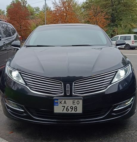 Черный Линкольн МКЗ, объемом двигателя 2 л и пробегом 162 тыс. км за 11000 $, фото 1 на Automoto.ua