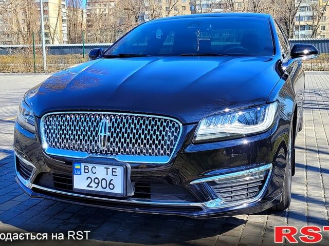 Черный Линкольн МКЗ, объемом двигателя 2 л и пробегом 92 тыс. км за 22500 $, фото 1 на Automoto.ua