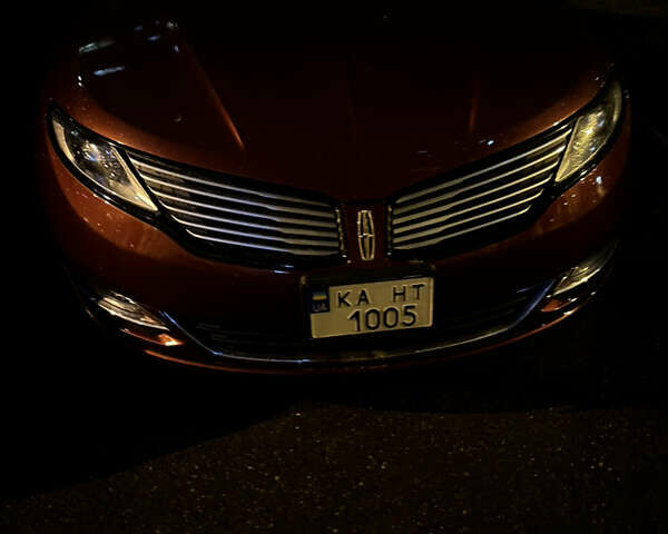 Червоний Лінкольн MKZ, об'ємом двигуна 2 л та пробігом 223 тис. км за 11500 $, фото 1 на Automoto.ua