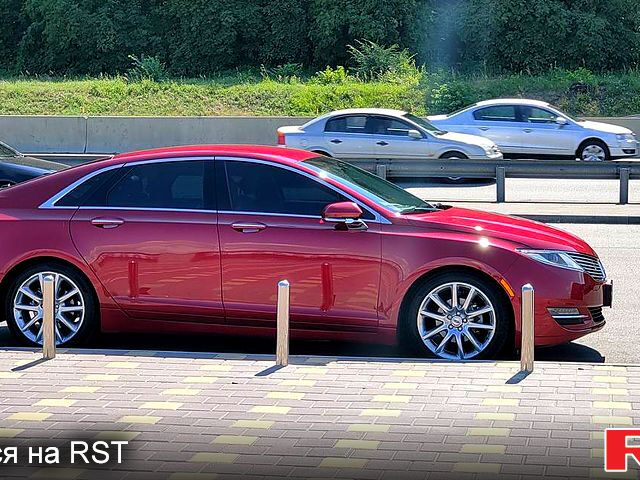 Красный Линкольн МКЗ, объемом двигателя 2 л и пробегом 299 тыс. км за 10999 $, фото 1 на Automoto.ua