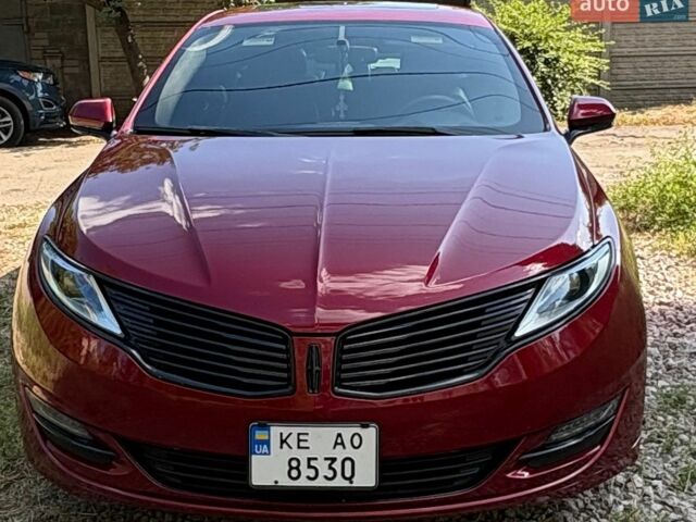 Червоний Лінкольн MKZ, об'ємом двигуна 2 л та пробігом 82 тис. км за 15000 $, фото 1 на Automoto.ua