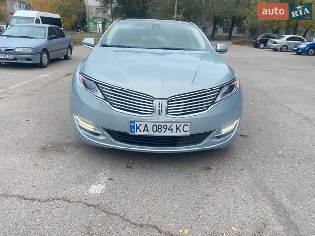 Серый Линкольн МКЗ, объемом двигателя 2 л и пробегом 216 тыс. км за 11500 $, фото 1 на Automoto.ua