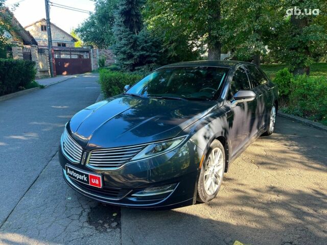 Серый Линкольн МКЗ, объемом двигателя 2 л и пробегом 201 тыс. км за 10940 $, фото 1 на Automoto.ua