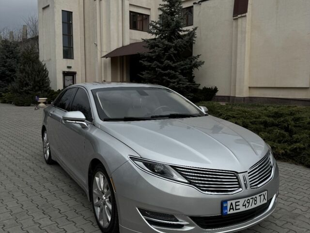 Серый Линкольн МКЗ, объемом двигателя 2 л и пробегом 165 тыс. км за 10555 $, фото 1 на Automoto.ua
