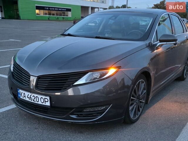 Сірий Лінкольн MKZ, об'ємом двигуна 2 л та пробігом 251 тис. км за 10500 $, фото 1 на Automoto.ua