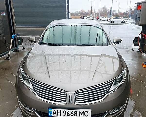 Сірий Лінкольн MKZ, об'ємом двигуна 2 л та пробігом 119 тис. км за 14000 $, фото 1 на Automoto.ua