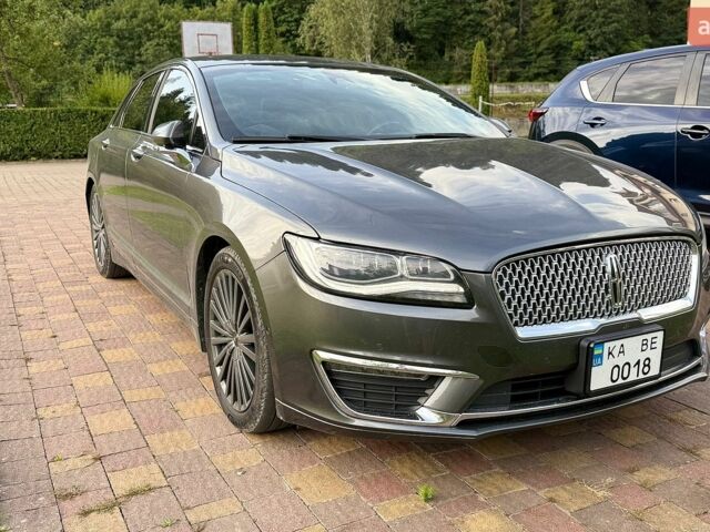 Сірий Лінкольн MKZ, об'ємом двигуна 2 л та пробігом 260 тис. км за 16300 $, фото 1 на Automoto.ua