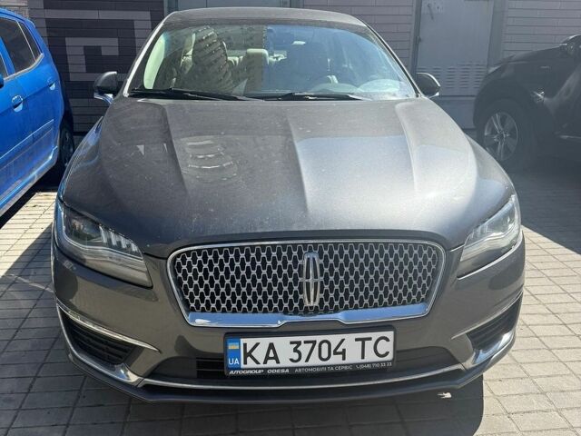 Серый Линкольн МКЗ, объемом двигателя 2 л и пробегом 276 тыс. км за 17100 $, фото 1 на Automoto.ua