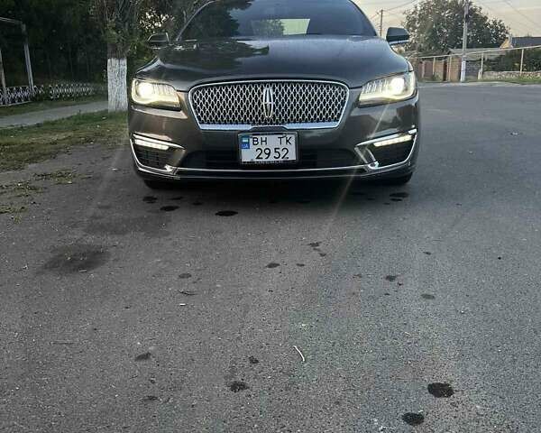Серый Линкольн МКЗ, объемом двигателя 2 л и пробегом 35 тыс. км за 18500 $, фото 1 на Automoto.ua