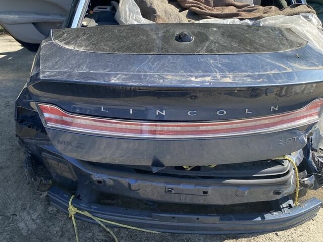 Синій Лінкольн MKZ, об'ємом двигуна 0 л та пробігом 1000 тис. км за 1800 $, фото 1 на Automoto.ua