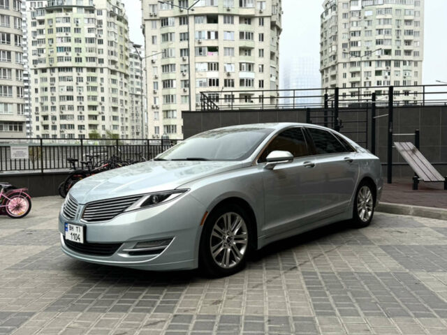 Зелений Лінкольн MKZ, об'ємом двигуна 2 л та пробігом 320 тис. км за 13500 $, фото 1 на Automoto.ua