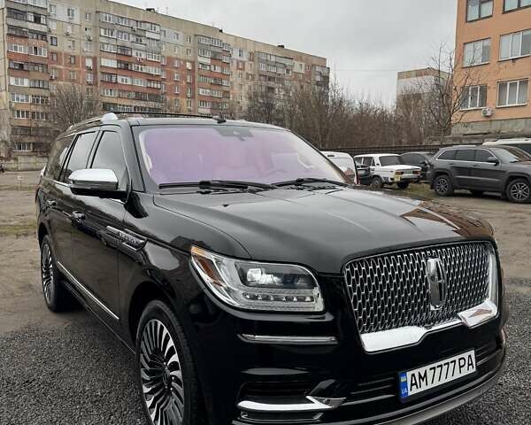 Черный Линкольн Навигатор, объемом двигателя 3.5 л и пробегом 145 тыс. км за 55000 $, фото 1 на Automoto.ua
