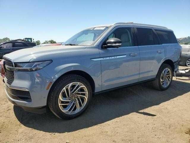 Серый Линкольн Навигатор, объемом двигателя 0 л и пробегом 1 тыс. км за 70000 $, фото 1 на Automoto.ua