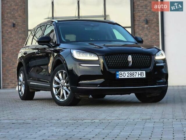 Черный Линкольн Corsair, объемом двигателя 2 л и пробегом 27 тыс. км за 24700 $, фото 1 на Automoto.ua