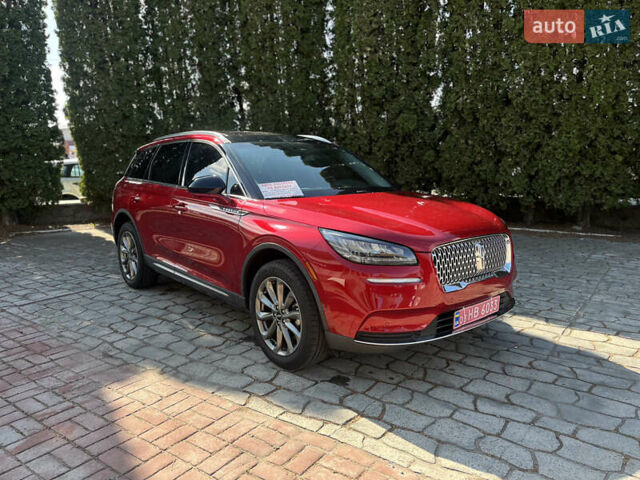 Красный Линкольн Corsair, объемом двигателя 2 л и пробегом 40 тыс. км за 29000 $, фото 1 на Automoto.ua