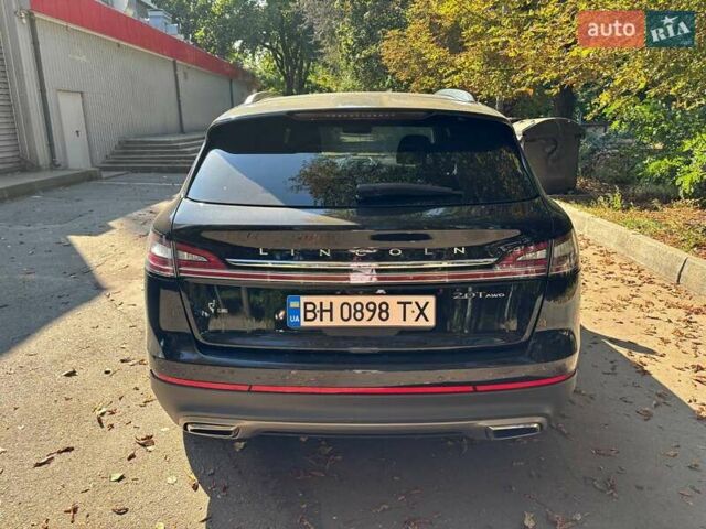 Линкольн Nautilus 2019 в Киеве на Automoto.ua Черный Линкольн Nautilus, объемом двигателя 2 л и пробегом 63 тыс. км за 34000 $, фото 1 на Automoto.ua