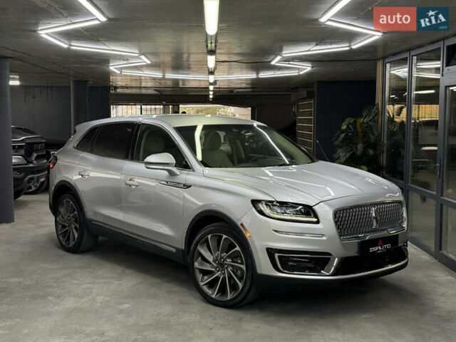 Серый Линкольн Nautilus, объемом двигателя 2 л и пробегом 153 тыс. км за 19900 $, фото 1 на Automoto.ua