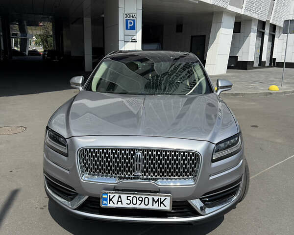 Сірий Лінкольн Nautilus, об'ємом двигуна 2 л та пробігом 59 тис. км за 24999 $, фото 1 на Automoto.ua