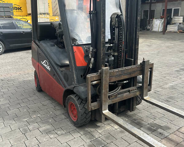 Червоний Лінде H16Т, об'ємом двигуна 1.6 л та пробігом 12 тис. км за 4999 $, фото 1 на Automoto.ua