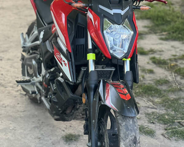 Черный Лонкин 250CC, объемом двигателя 0.25 л и пробегом 17 тыс. км за 1550 $, фото 1 на Automoto.ua