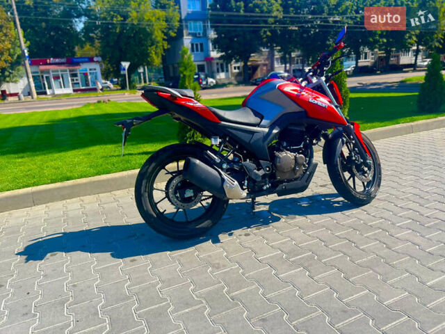 Красный Лонкин LX250-15 CR4, объемом двигателя 0.25 л и пробегом 5 тыс. км за 1600 $, фото 1 на Automoto.ua