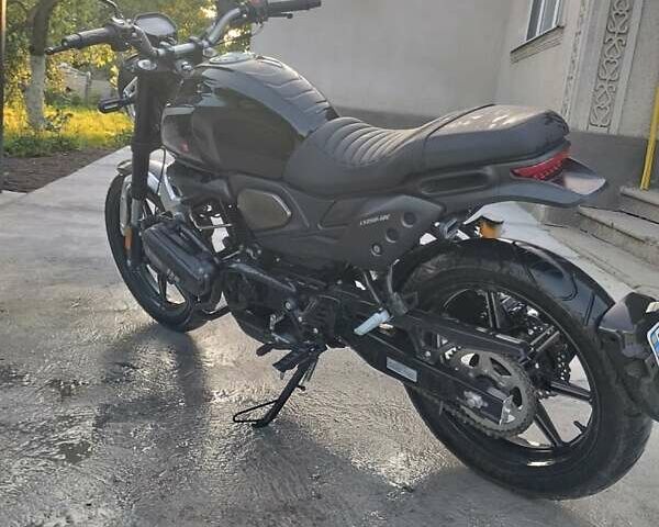 Чорний Лонкін LX 250-12C, об'ємом двигуна 0 л та пробігом 4 тис. км за 1750 $, фото 1 на Automoto.ua